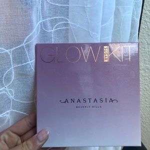 Anastasia Glow Kit